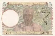Africa dell\'ovest francese 5 francs - Man, weaver - 15-06-1942 - Serial G.10742 - Number 208