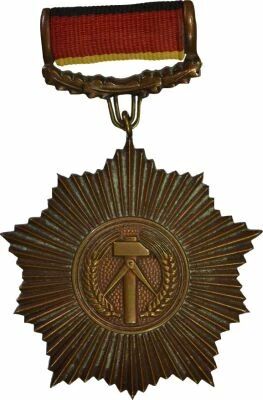 Allemagne (RDA) M�daille - Ordre Patriotique du M�rite