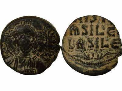 Byzantine Empire Follis, Anonymous, Class A2 - 976 / 1035 Constantinople, Var. 39