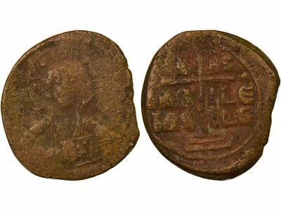 Byzantine Empire Follis, Class B - 1030 / 1042 Constantinople