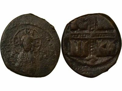 Byzantine Empire Follis, Class C - 1042 / 1050 Constantinople