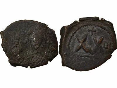 Byzantine Empire Phocas - 1/2 Follis, Class II - Year 6 (607 / 608) Nicomedia