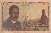 Cameroun 100 Francs - Pdt Ahidjo - Bateaux - 1962 - Série D.19 - P.10