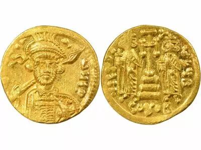 Constantine IV - Gold Solidus, Class IIIa - 674 / 681 Constantinople