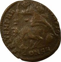 Constantius II - Maiorina, Soldier spearing Horseman - 351 / 355 Constantinople