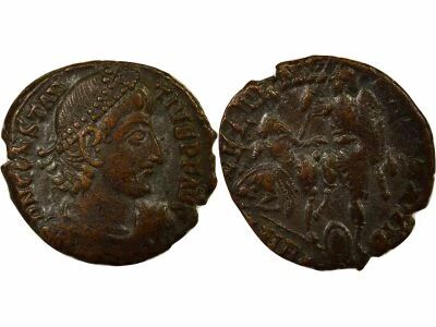 Constantius II - Nummus, Soldier spearing Horseman - 355 / 361 Antioch