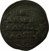 Empire Byzantin Follis, Anonyme, Classe A2 - 976 / 1035 Constantinople, Var. 8