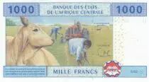 Estados de &Aacute;frica Central 1000 Francs - Lumbering, harverst - U = Cameroon man  2002 (2017)