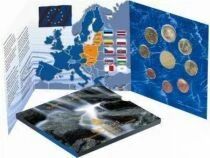 Finlandia EURO Coin Set - 1 Cent to 2 Euros + 1 Medal - 2004
