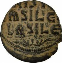 Follis, Anonymous, Class A2 - 976 / 1035 Constantinople, Var. 39