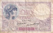 France 5 Francs - Helmeted woman - 25-11-1927 - Serial D.30602 - P.72