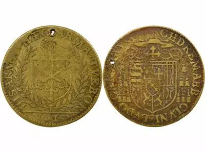 France Cardinal, Louis III de Guise - Brass Counter Token - Cluny - 1618, Pierced