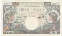 Frankreich 1000 Francs Commerce and Industry - 13-07-1944 Serial Q.4009