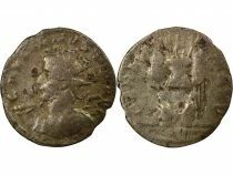 Gallienus - Antoninianus, Germanic Trophy - 257 / 258 Trier