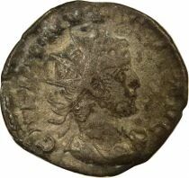 Gallienus - Antoninianus, Germanic Trophy - 257 / 258 Trier
