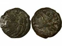 Gaule (Veliocasses) Bronze, Classe III, &agrave; la T&ecirc;te Casqu&eacute;e - 50 / 40 Av JC