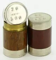 Guyane Fran&ccedil;aise Tube de 500 Francs pour pi&egrave;ce de 20 Francs Laiton Bois - Porte-Louis d\'Or