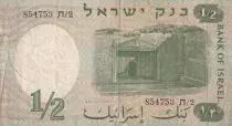 Israele 1/2 Lira - Woman soldier - Tombs of the Sanhedrin - 1958 - P.29