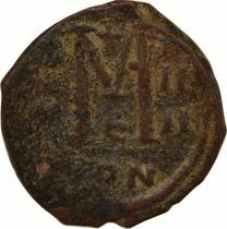 Justin II & Sophia - Follis - Year 4 (568 / 569) Constantinople