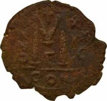 Justinian I - Follis, 2nd Type - Year 36 (563 / 564) Constantinople