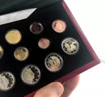 Luxembourg COFFRET BE EURO 2019 LUXEMBOURG dont les 2 ? Comm&eacute;mo. 2019