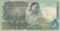 Madagascar 10000 Ariary - Enfant - Paysans - S&eacute;rie A/10 - 1987
