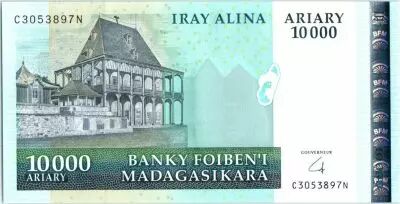 Madagascar 10000 Ariary - Palais - Exploitation mini�re - 2003