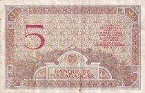 Madagascar 5 Francs - Portrait de Junon - Fond de fleures de lys - ND (1937-1947) - S&eacute;rie J.2155