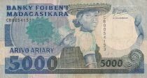 Madagascar 5000 Francs - Femme avec son enfant - Biblioth&egrave;que nationale de Madagascar - ND (1988-1994) - S&eacute;rie CB