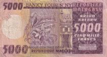 Madagascar 5000 Francs - Woman, zebus - Flower - ND (1974-1975) - P.66