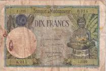 Madagaskar 10 Francs - Woman - Agriculture - ND (1937-1947) - P.36
