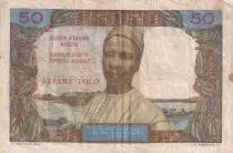 Madagaskar 50 Francs - Woman and Hat - ND (1969) - Serial C.32 - P.61