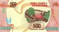 Madagaskar 500 Ariary - Village - 2017