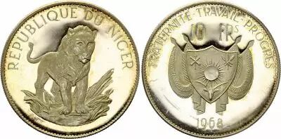 Niger 10 Francs, Lion et Embl�me - 1968