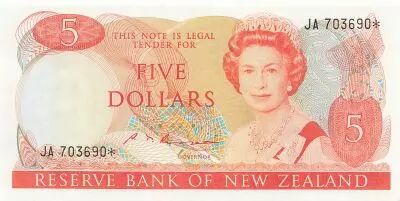 Nueva Zelanda 5 Dollars - Elizabeth II - ND (1985-89) - P.171d