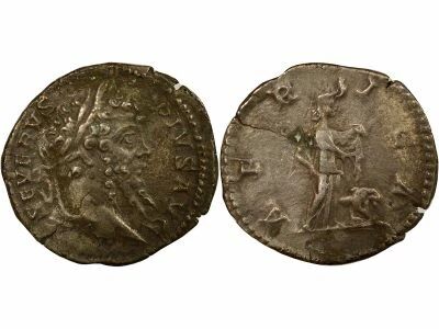 Roman Empire  Septimus Severus - Silver Denarius, Africa - 207 Rome