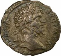 Roman Empire  Septimus Severus - Silver Denarius, Victory - 197 / 198 Rome