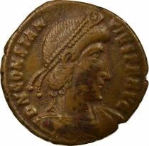 Roman Empire Constantius II - Nummus, Soldier spearing Horseman - 352 / 355 Antioch