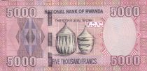 Rwanda 5000 Francs - Gorille - Artisanat - 2014 - P.41
