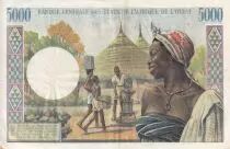 Stati dell\'Africa dell\'ovest 5000 Francs - Old man - Village scene - ND (1977) - Serial R.2728 - Letter A (Ivory Coast) - P.104A