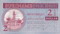 Suriname 2.5 Dollars -  Banque Centrale - 2004 - NEUF - P.156