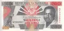 Tansania 200 Schillingi - President Mwinyi, leopard - Fishers - ND (1993) - P.25b
