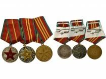 U.R.S.S. (F&eacute;d&eacute;ration de Russie) Lot de 3 M&eacute;dailles pour Service Impeccable