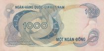 Vietnam South 1000 Dong ND 1971 - Building - Serial R4